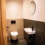 - Enzian 招待所 4*