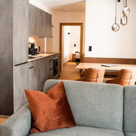 - Enzian Pensjonat 4*