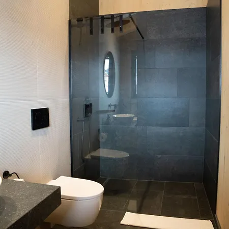 ゲストハウス - Enzian バーワング