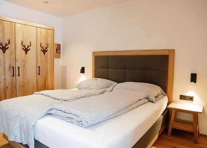 Pensjonat - Enzian 4*