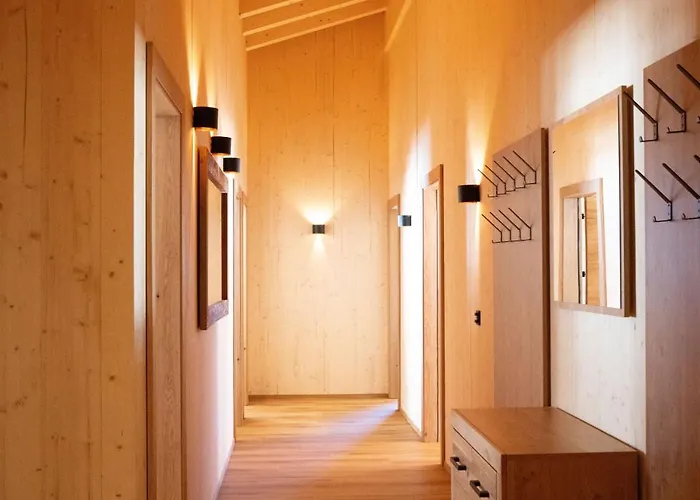 Pensjonat - Enzian 4*