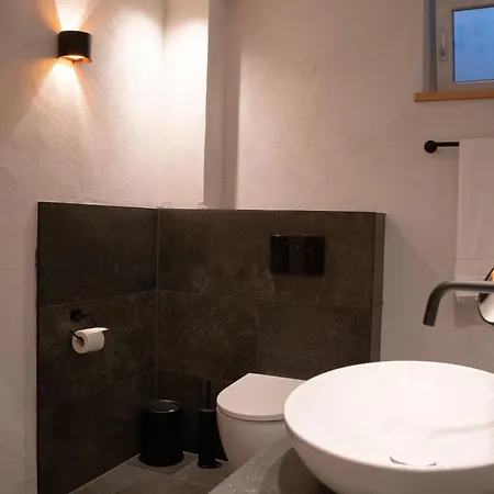 - Enzian Guest house Berwang