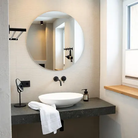 - Enzian 4* ברוואנג