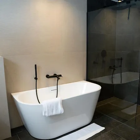 בית הארחה - Enzian 4*